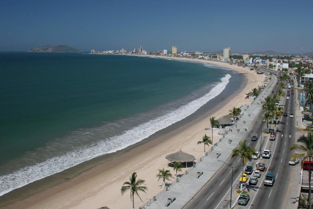Las Flores Beach Resort Mazatlán Exterior foto