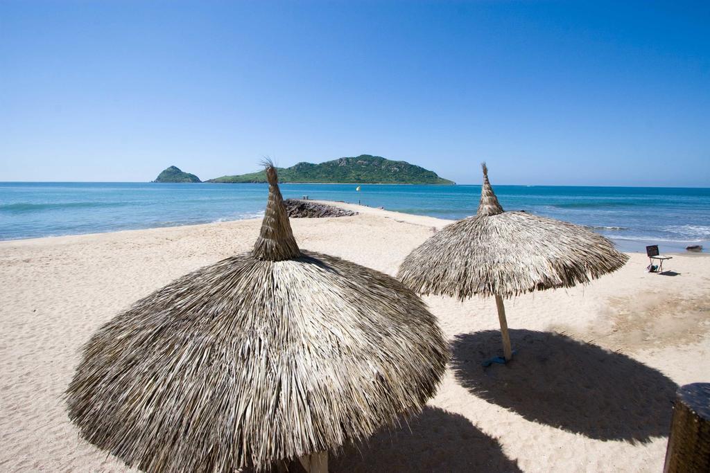 Las Flores Beach Resort Mazatlán Exterior foto